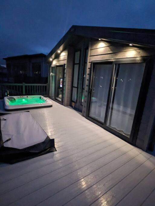 Kingfisher Lodge Вудголл-Спа Екстер'єр фото